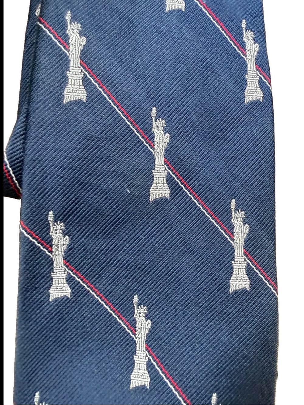Vtg Brooks Brothers Navy Silk Tie  White Statue of Liberty NYC USA stripe